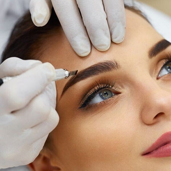 Beautiful eyebrows for a long time - permanent makeup is your choice